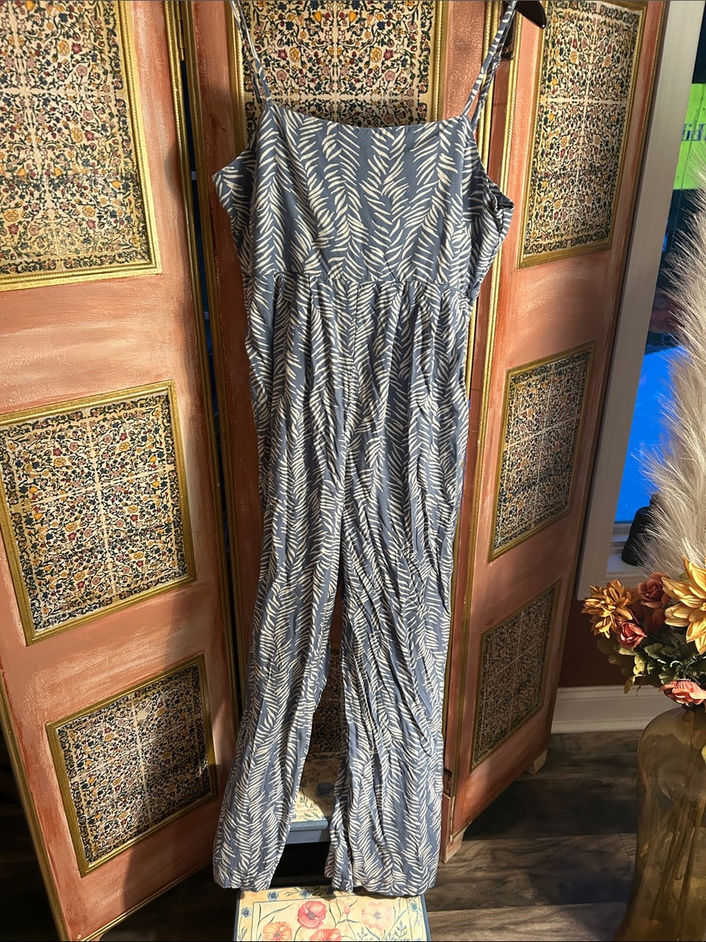 Sleeveless Blue Leaf-Print Wide-Leg Jumpsuit